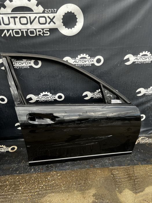 Usa portiera dreapta fata Mercedes Benz C Class W204 Facelift