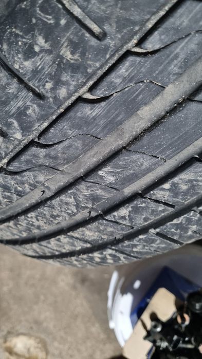 Vand sau schimb jante + anvelope R17