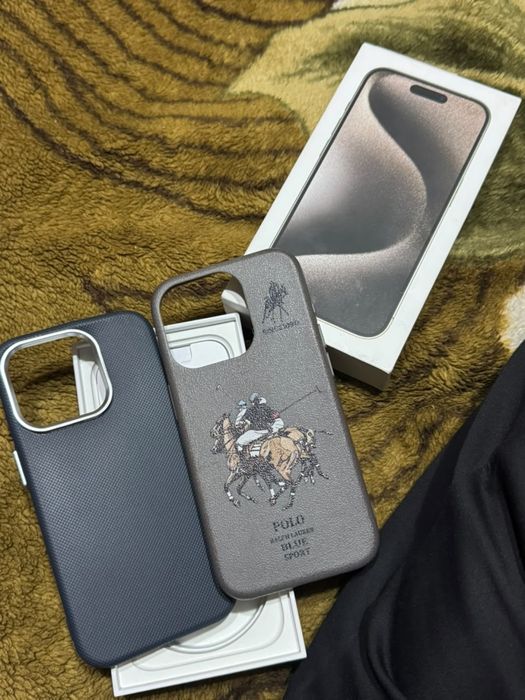 Iphone 15 pro Natural Titanium