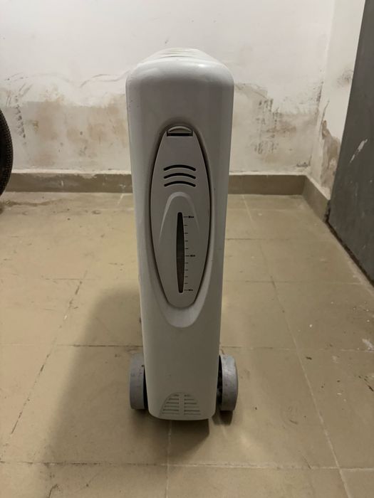 Обогреватель масленый  фирма Scarlett