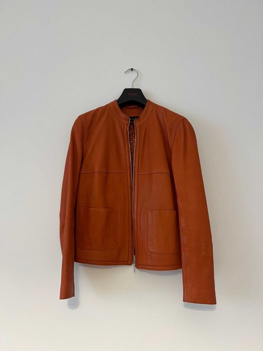 Vand geaca de piele naturala Massimo Dutti