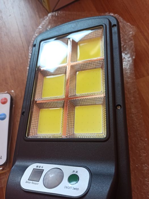 Lampa solara LED fotovoltaice li-ion de strada de gradina