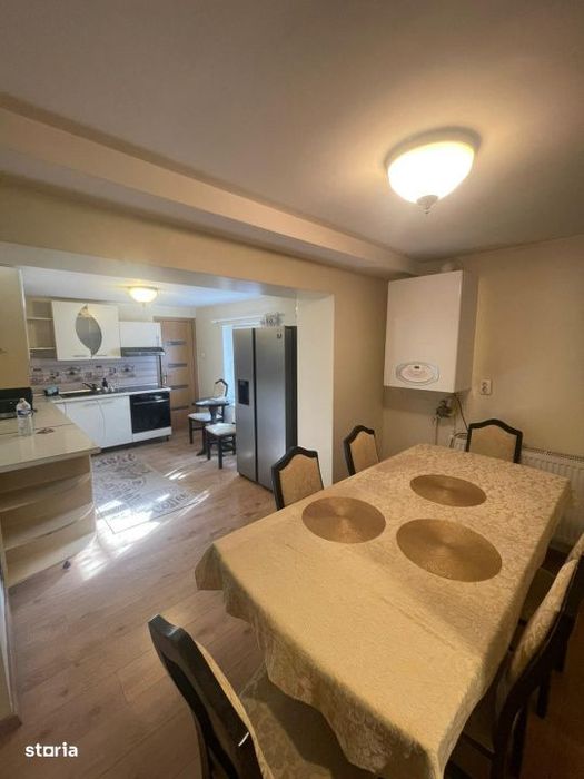 Casa individuala 200 mp, teren 4.5 ari, zona Vasile Alecsandri