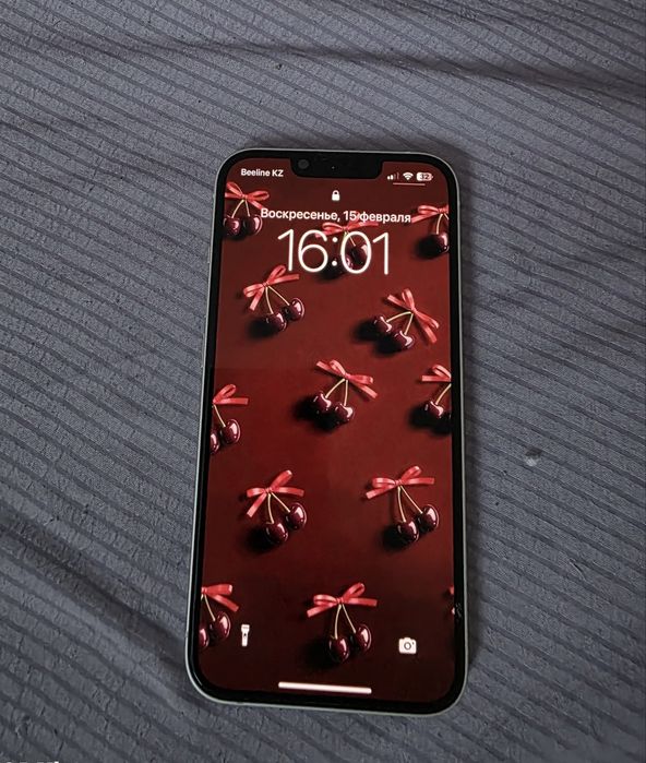 Продам или обменяю iPhone 13, айфон 13