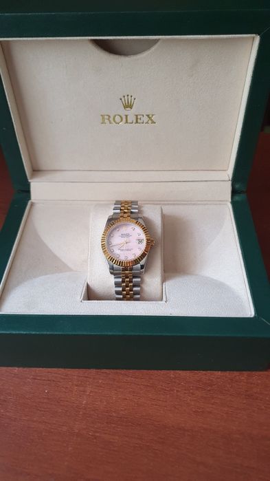 Продаются часы Rolex.