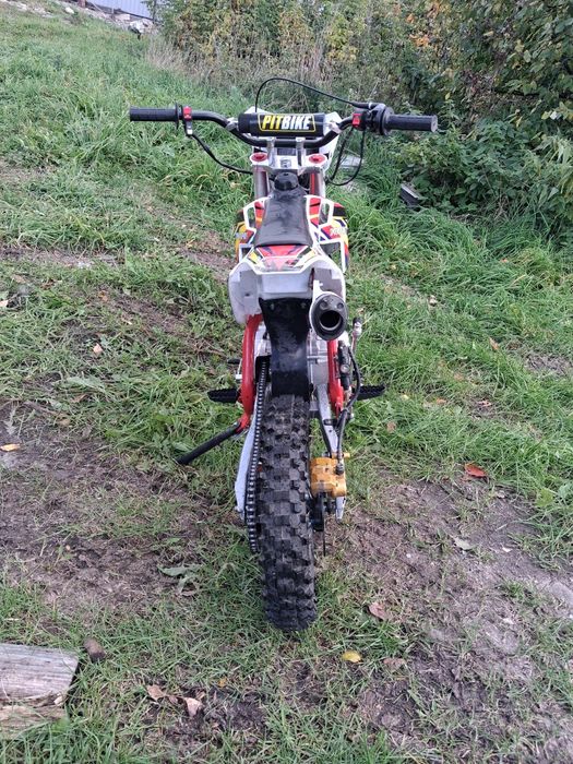 Продам питбайк .