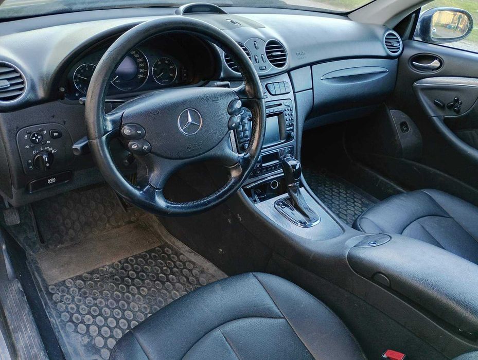 Mercedes CLK 270 cdi, 2003 г на части