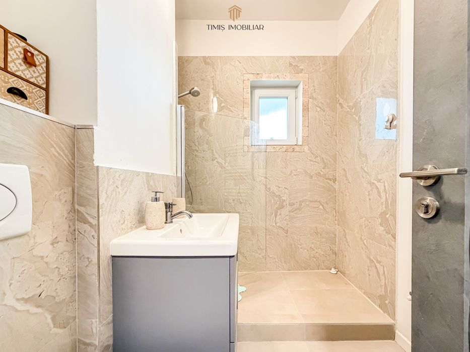 Apartament 5 camere, 125 mp – lângă Facultatea de Drept, Complex Studențesc, comision 0.