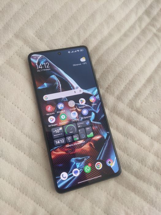 Продам Poko 5х про на 256 гб