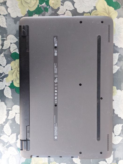 Laptop Hp Pavilion Celeron N3060