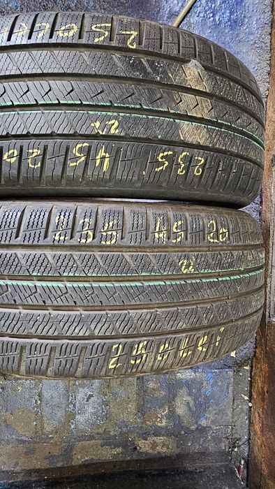 235 45 20 m+s vredestein allseason