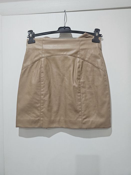 Дамска пола Алесса.