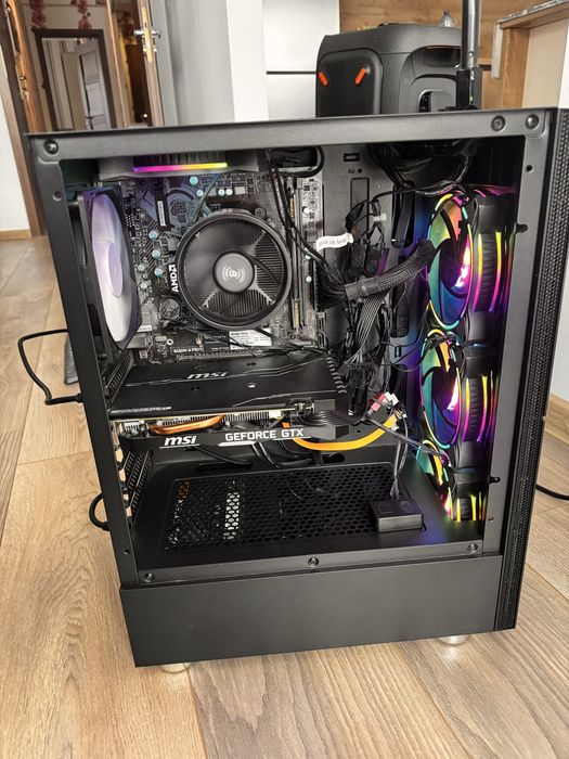 Настолен Компютър + Монитор комплект