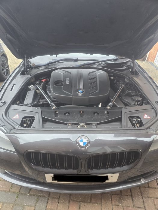 Vând Bmw 520 SE 2011