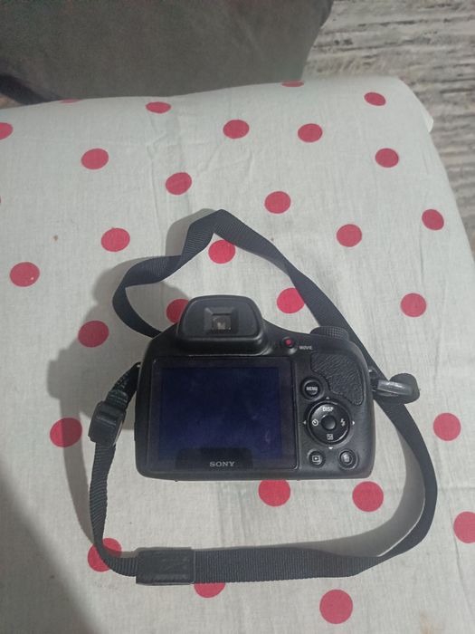 Продам фотоаппарат модель SONY