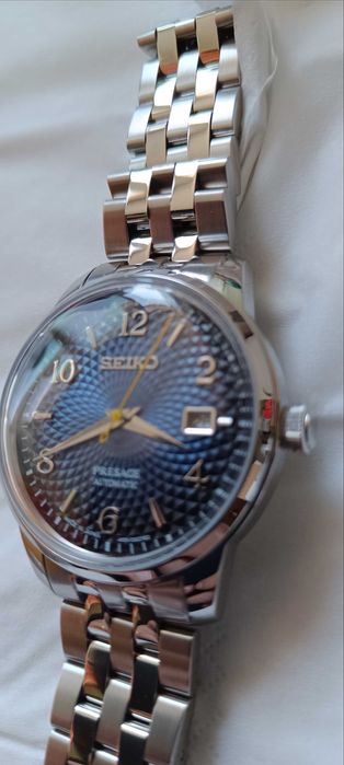 Продавам нов часовник ,, Seiko "