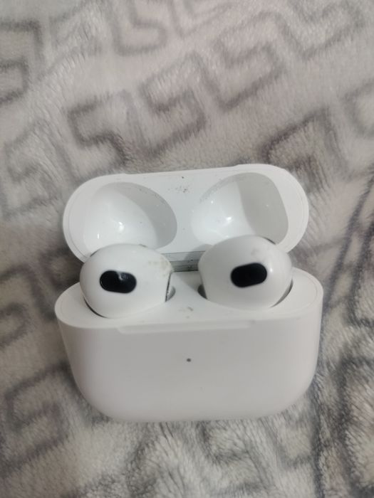 Продам наушники разные