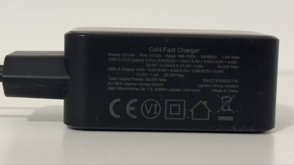 Ugreen CD244, 65W, 1x USB-A, 2x USB-C