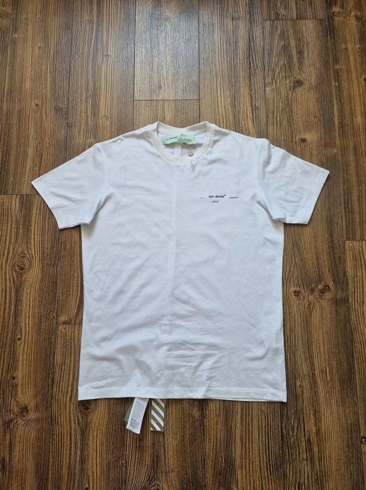 Страхотна мъжка тениска OFF WHITE  размер L / XL,нова