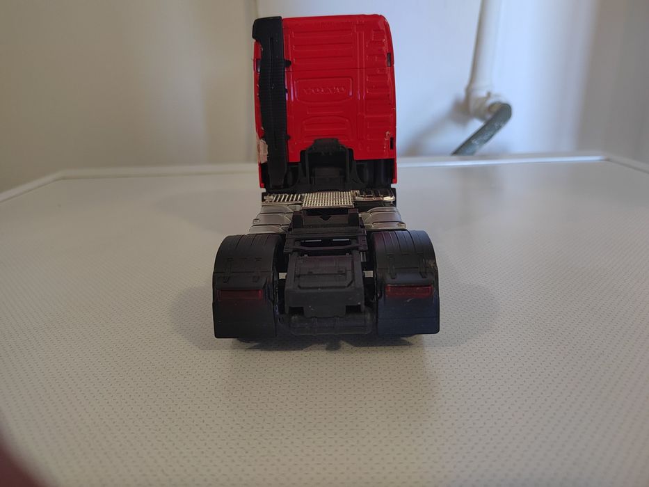 Волво мащаб 1 :24 - 12лв