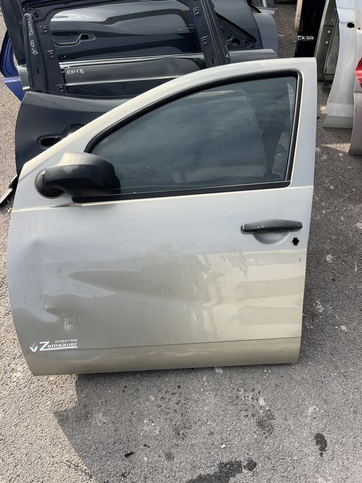 Врата,огледало Dacia Duster 2012г
