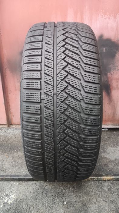 1бр.зимна  гума 235/45/18 Continental TS 850P
dot22
6.87mm
Добро състо