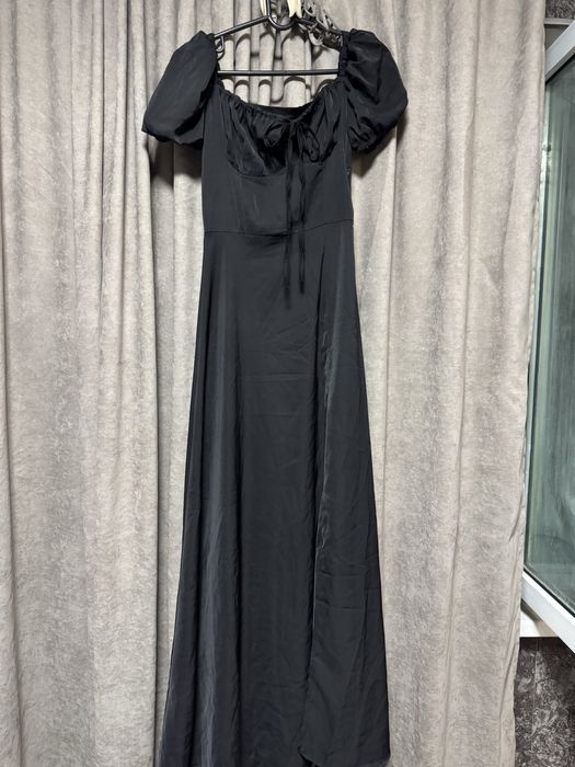 Продам новое платье