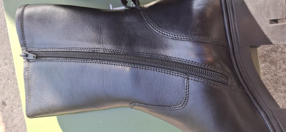 Cizme din piele naturală