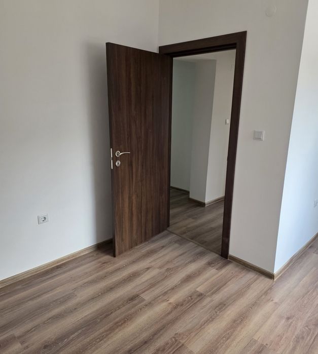 Продава се Многостаен апартамент в Петрич - 76 кв.м за 503 €/кв.м - Снимка #9