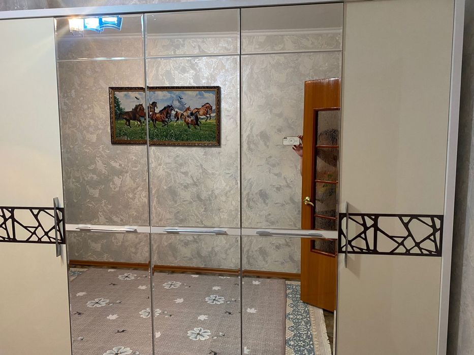 Продам Спальный гарнитур