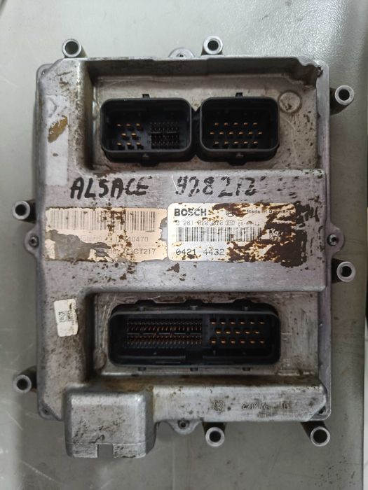 Service Electronică Industrială: Reparații Plăci / Module / Automatizări