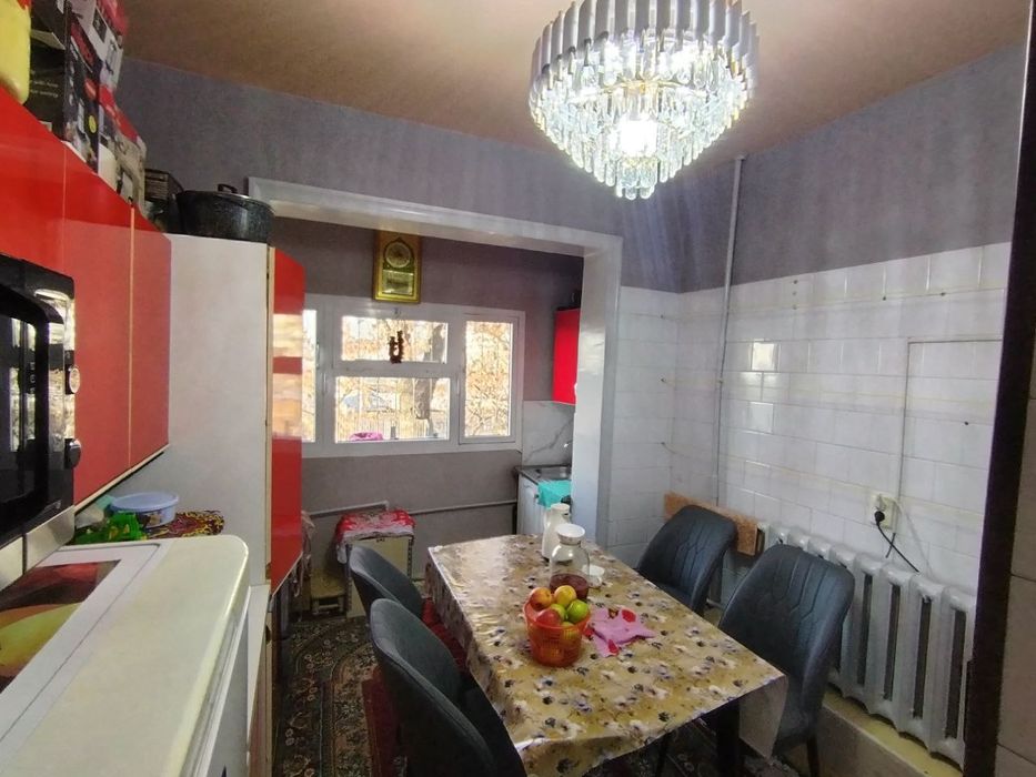 Тинчлик метро срочна сотилади