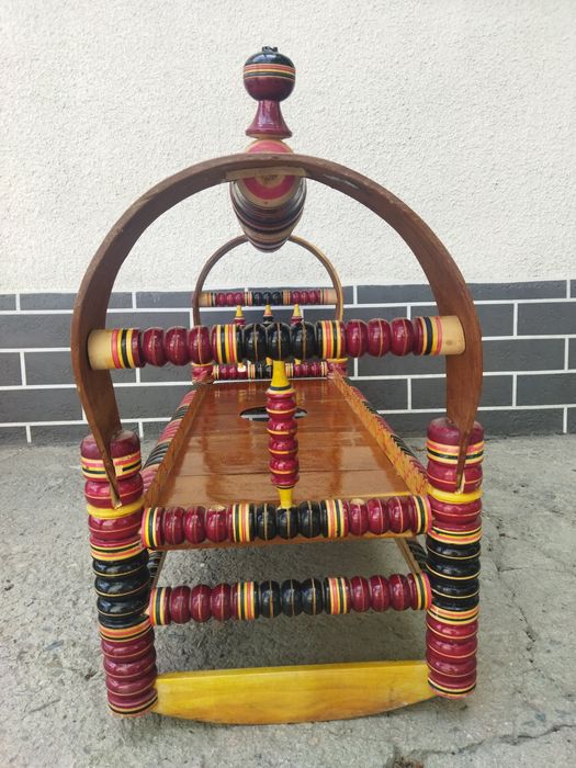 Продаётся Бесик (бесік)