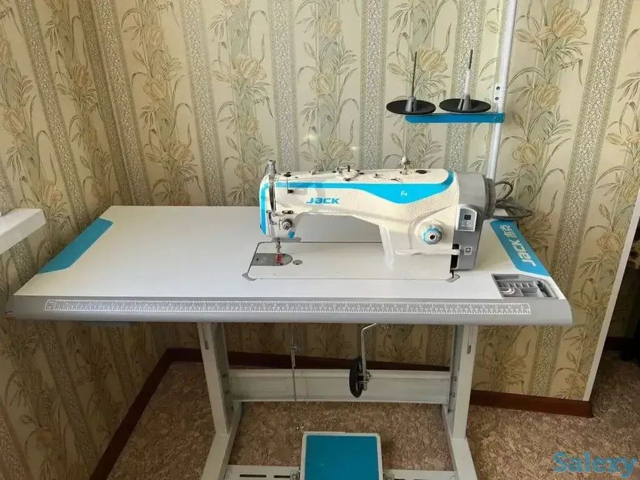 Швейная машина новый