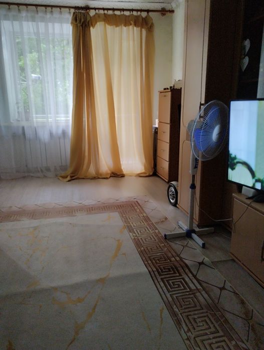 Продам квартиру 2 х комнатную