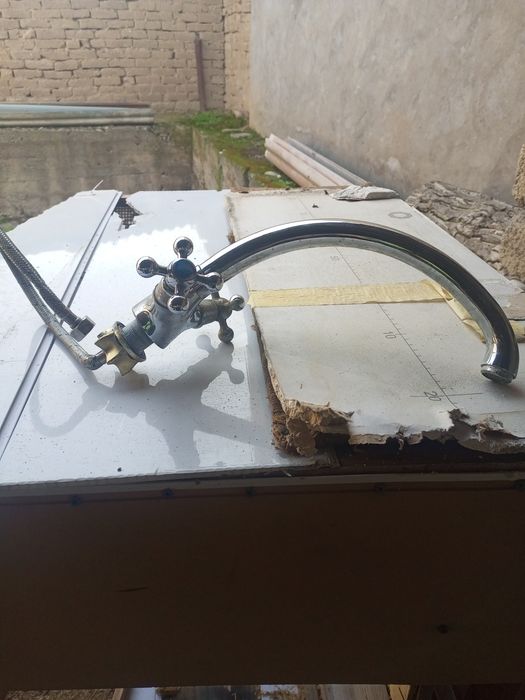 Продается свои разные смесители