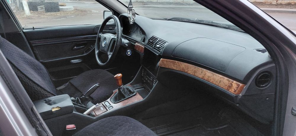 Продам.    BMW E39