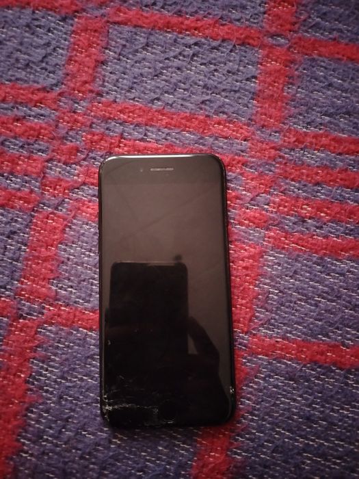 Айфон SE 2020 обмен