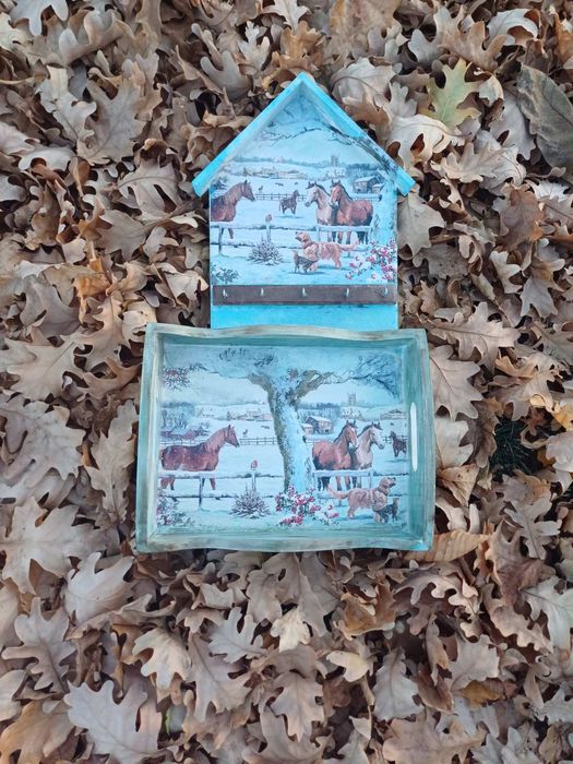 Къщичка за ключове и поднос с декупажна техника