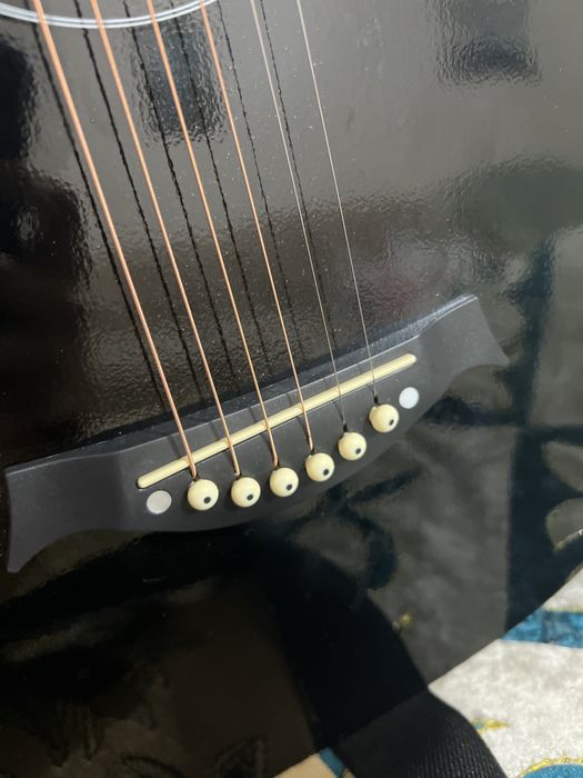 Гитара акостика