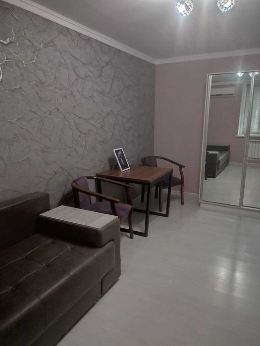 Продается квартира в Мирабадском районе 3х комнатная 70м2 77-серия