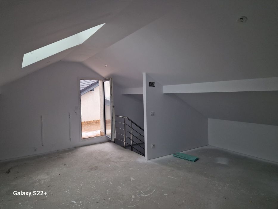 Casa noua de vanzare