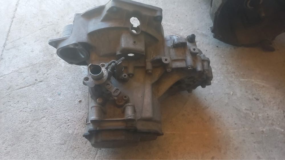 Механика коробка ауди пассат гольф3