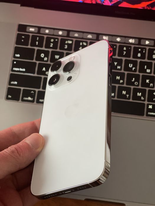 iPhone 14 Pro Max с каробкой[идеальное состояние]