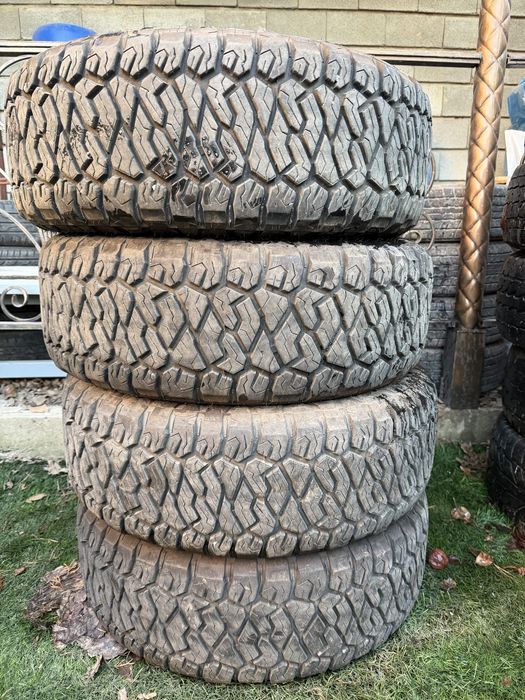 265/65 R17. MAXXIS AT