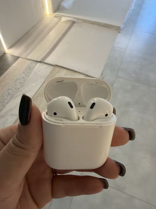 Срочна AirPods 2 оригинал (без коробок)