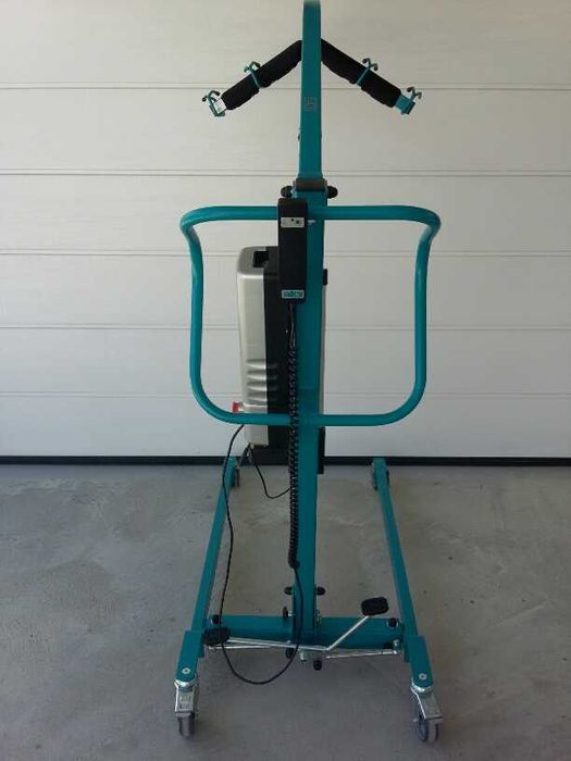 Macara ridicare invalizi cu chinga  – 150 kg – AKS Foldy (folosit)