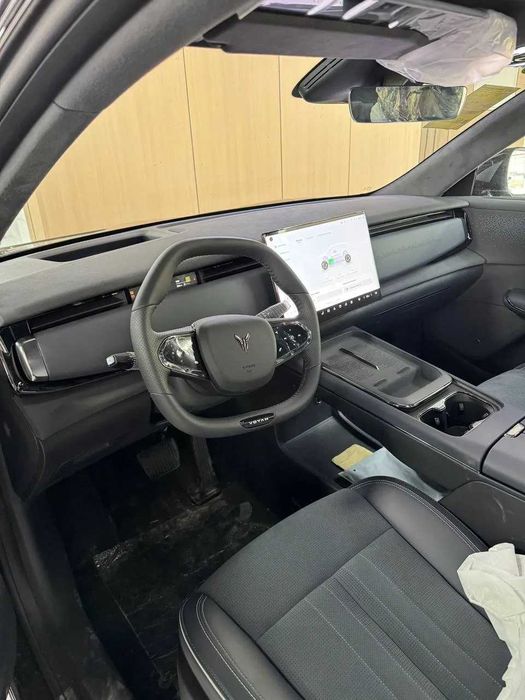 Voyah Courage 650 km naxt va halol nasiya