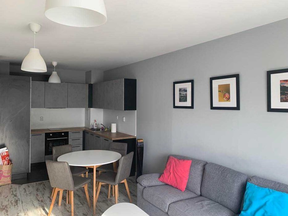 Дава се под наем Двустаен апартамент в София, Стрелбище - 61 кв.м за 714 € - Снимка #1