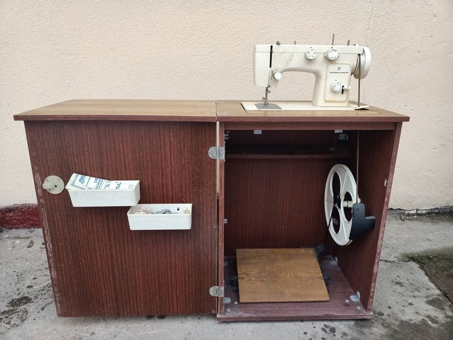 Тігін машинасын сатамын, моделі Чайка 142М